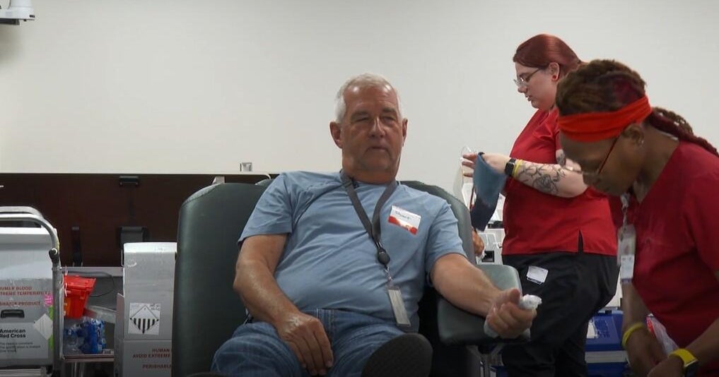 Maryland man celebrates 100th blood donation: "It's a good feeling" 
