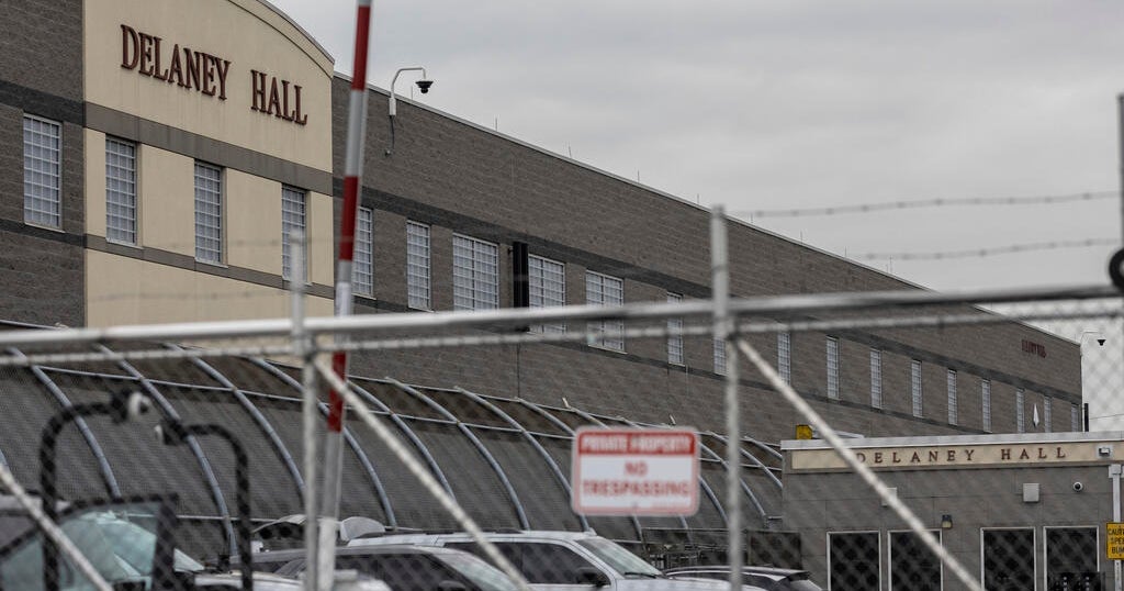 Democratic lawmakers sue Trump administration for limiting visits to ICE detention centers