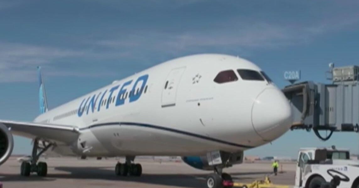 DOT approves United, JetBlue partnership - CBS Detroit