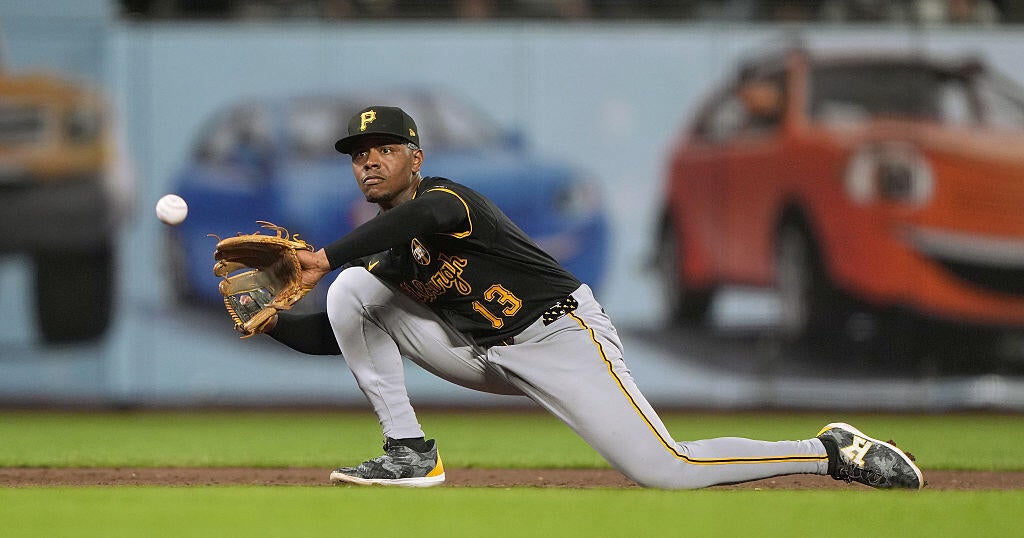 Pirates reportedly trade infielder Ke'Bryan Hayes to Cincinnati Reds 