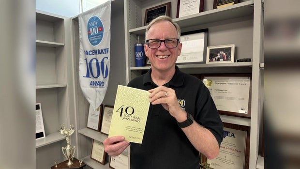 y-ck-6p-situ-vo-longtime-stockton-teacher-writes-book.jpg 