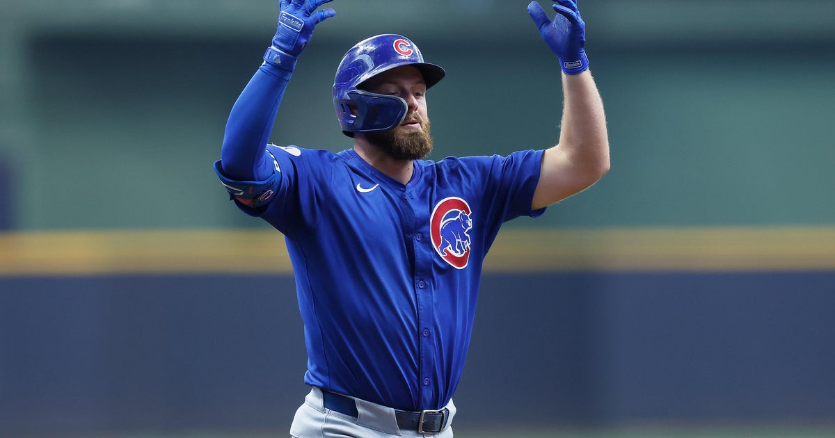 Busch's leadoff home helps Cubs beat Brewers to avoid sweep 
