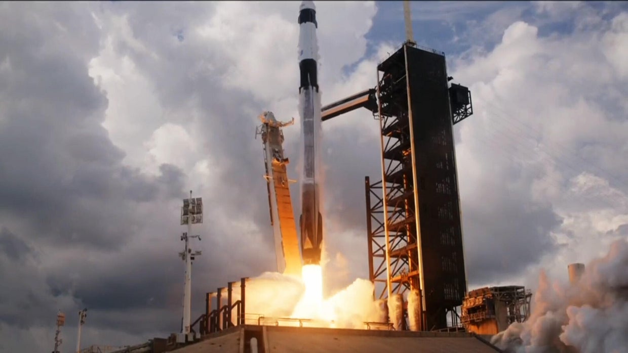 NASA and SpaceX launch fresh crew to the space station on second try ...
