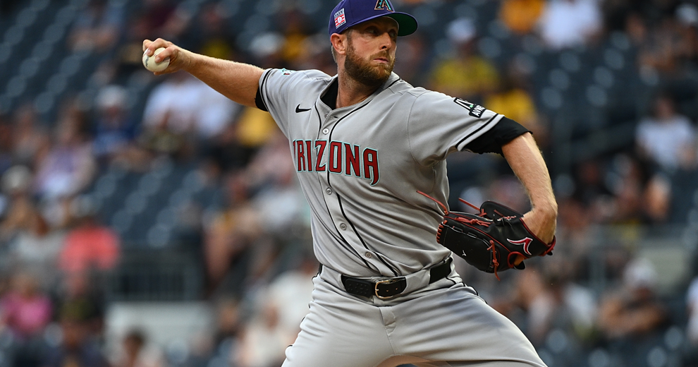 Rangers bolster rotation with veteran Merrill Kelly in deadline deal with D-backs 