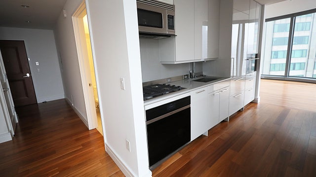 apartment.jpg 