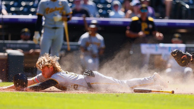 Pittsburgh Pirates v Colorado Rockies 