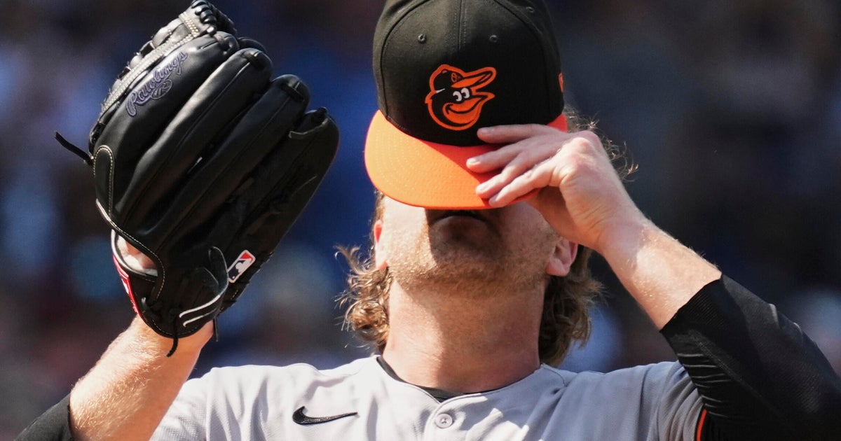 Justin Turner hits a game-ending homer as the Chicago Cubs top the Baltimore Orioles 5-3 