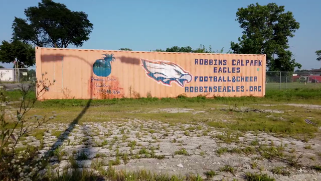 robbins-calpark-eagles-football-theft.png 