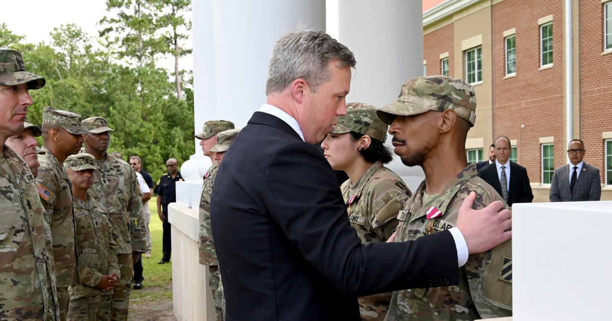 Unarmed Fort Stewart soldiers tackled, subdued gunman who was “shooting their buddies,” Army secretary says