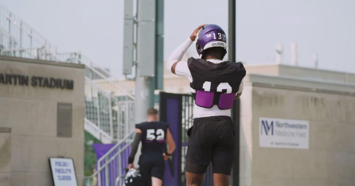 Northwestern Wildcats football camp kicks off 