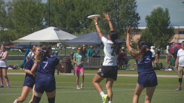 gitg-ultimate-frisbee-raw-ts-01-concatenated-124405-frame-8579.jpg 