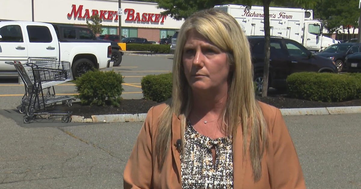 Market Basket company culture full of "fear, hostility," employee says 