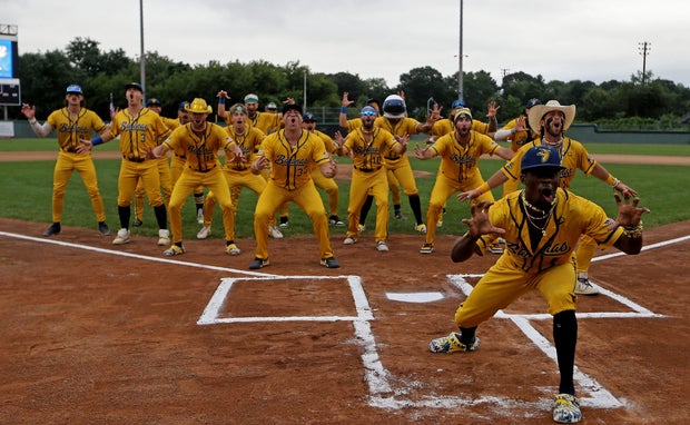 Savannah Bananas hit town! 