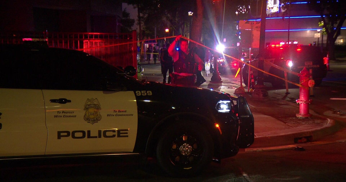 2 struck by gunfire outside Loring Park apartments, MPD says 