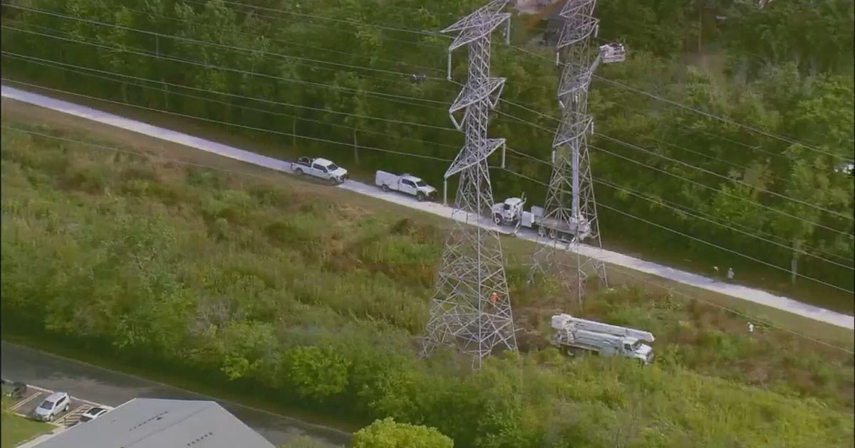 ComEd outage leaves thousands without power in western suburbs 