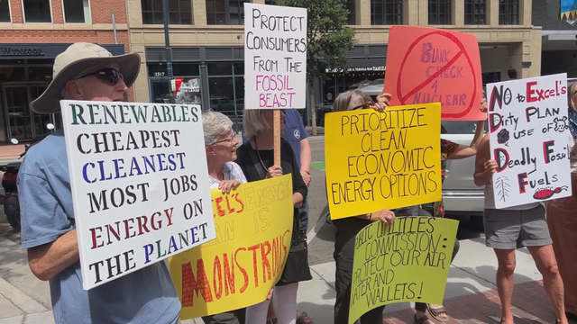 xcel-projects-protest-pkg-frame-1406.png 