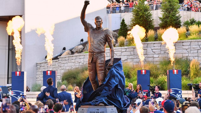 Tom Brady statue 