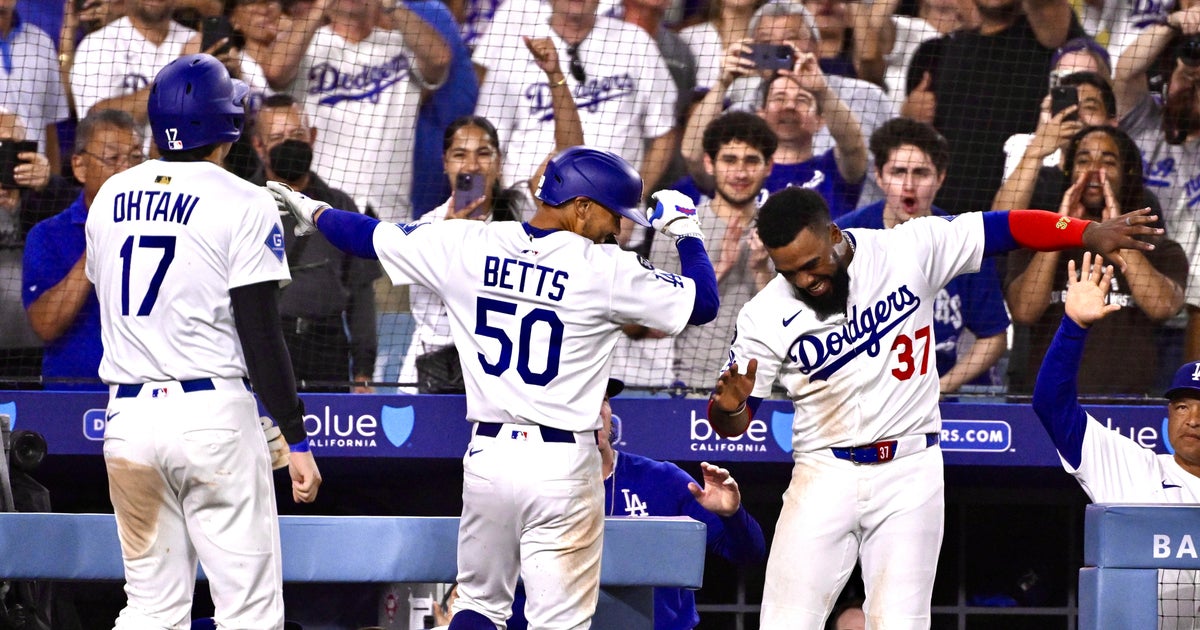 Kershaw beats Scherzer in Cooperstown matchup as Betts' homer powers Dodgers past Blue Jays 