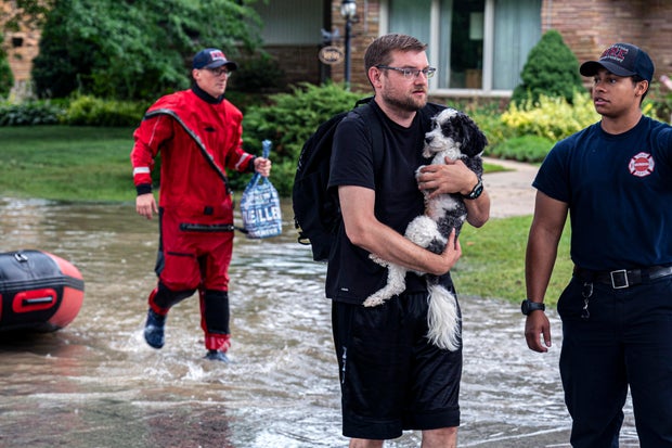 Heavy Rains Bring Flash Floods To Southeast Wisconsin 