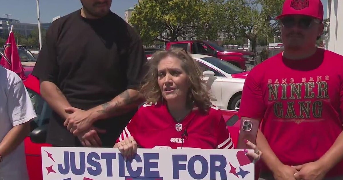 49ers fans kick off preseason with high hopes and a mother's story of resilience 