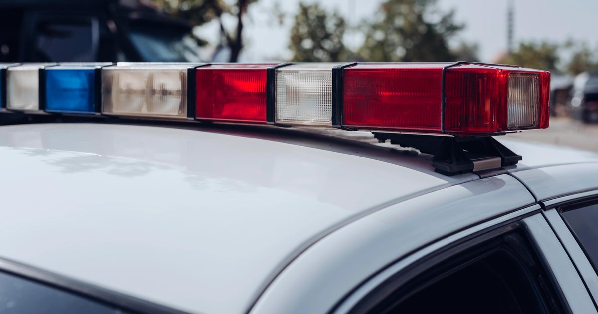 3 charged after being found with $10K in stolen merchandise: sheriff 