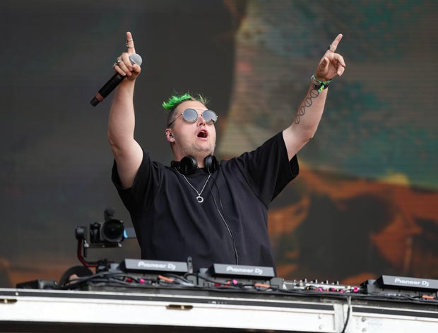 jake-barlow-flux-pavilion-1.jpg