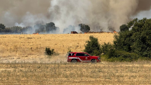 north-sac-brush-fire.jpg 