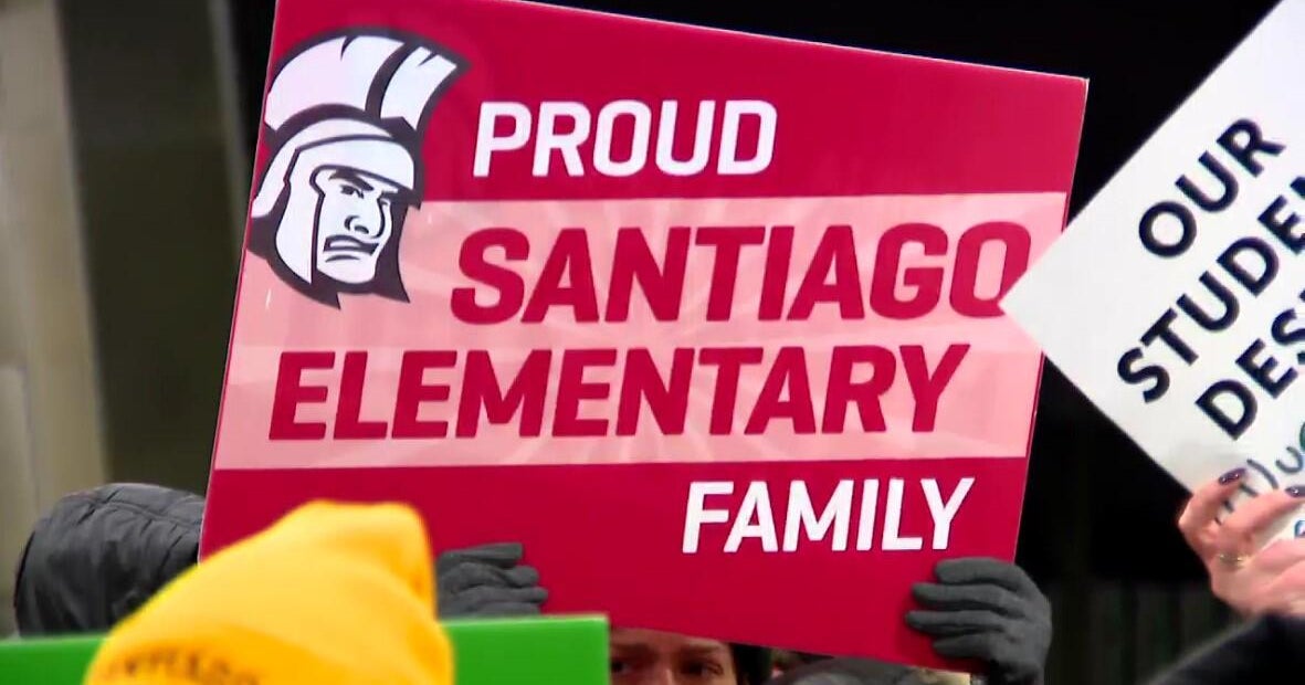 Santiago Elementary families urge CPS to keep school open amid property sale 