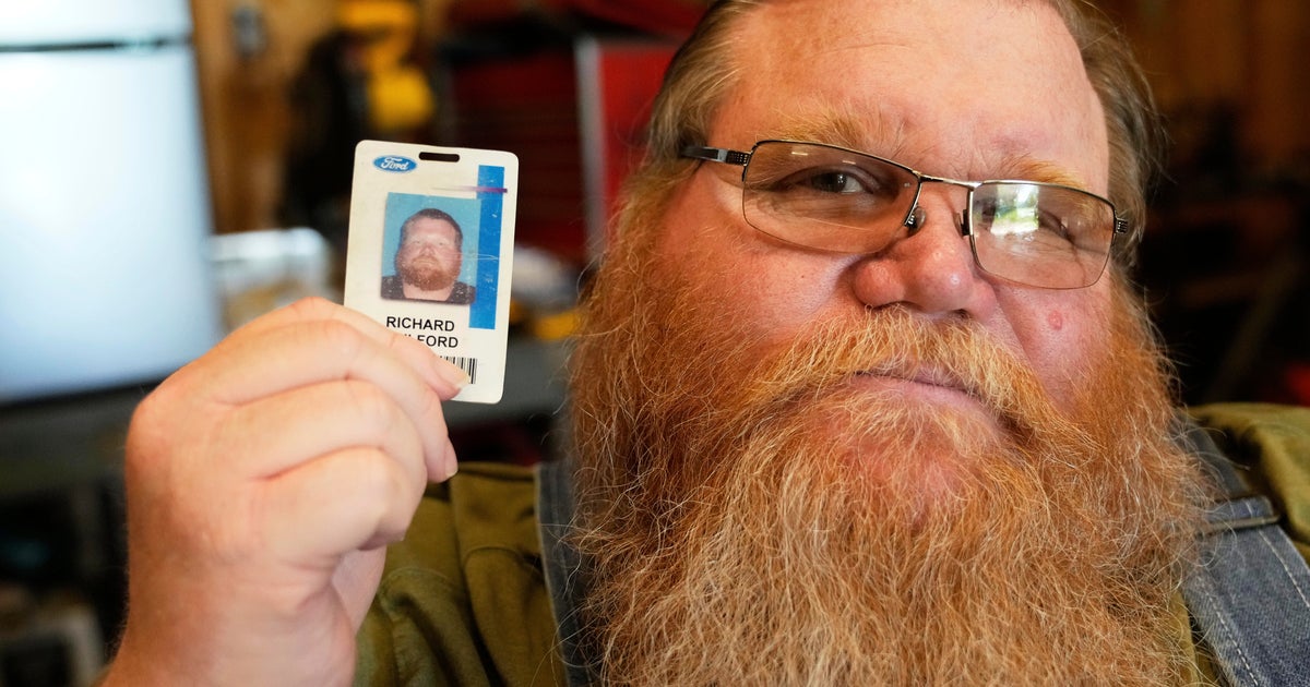 Michigan autoworker's lost wallet found in Minnesota 10 years later 