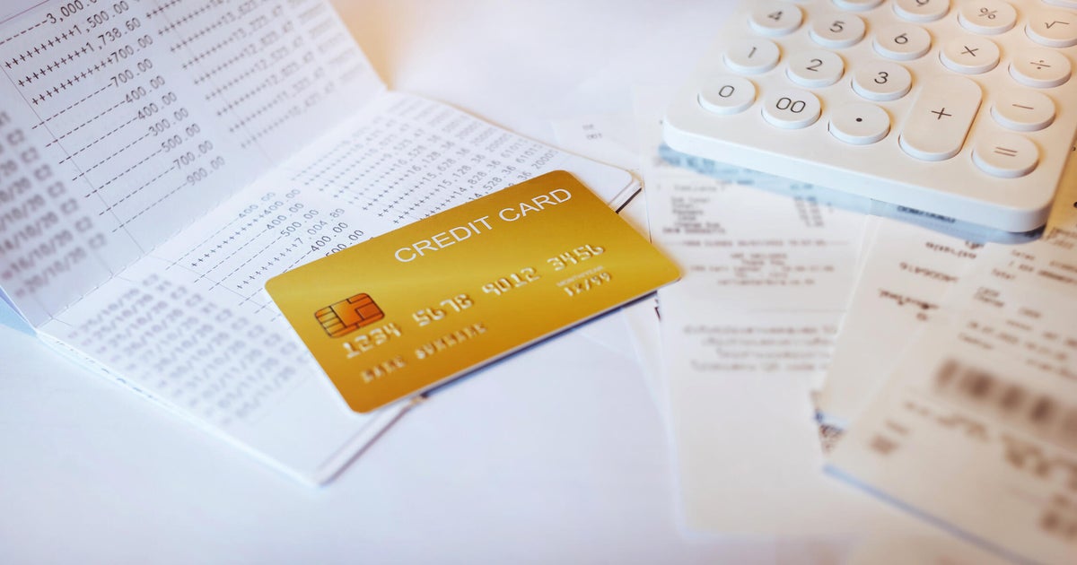 What is the minimum payment on a ,000 credit card balance?