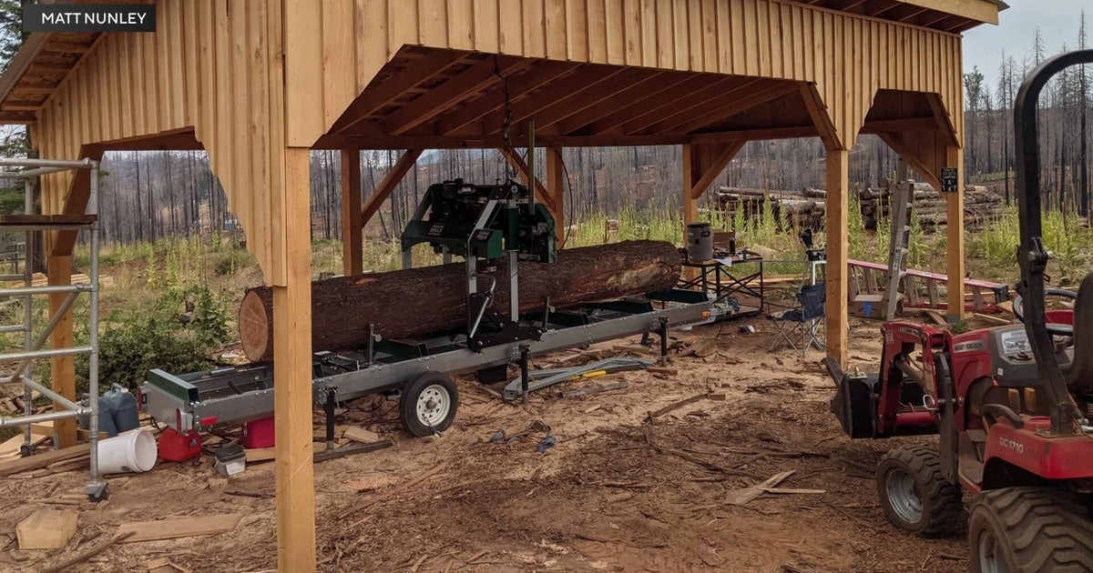 Grizzly Flats man helping neighbors rebuild using burned Caldor Fire trees 