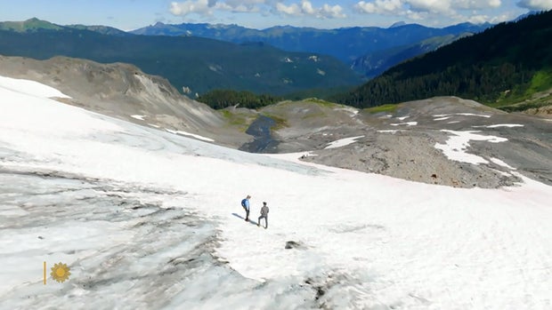 view-from-the-north-cascade-mountains.jpg