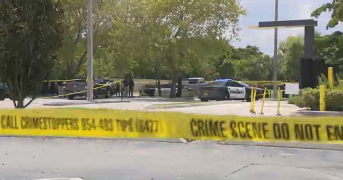 Man dead, 2 people hospitalized after shooting involving deputies in Cooper City, authorities say