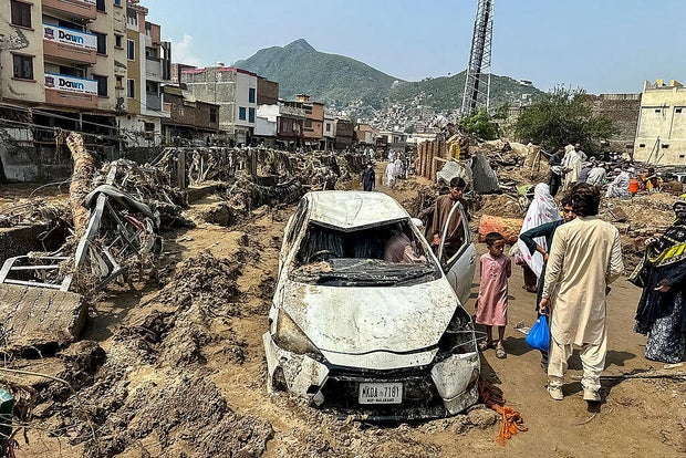 Topshot-Pakistan-Anvironment-Climate-Monsoon 