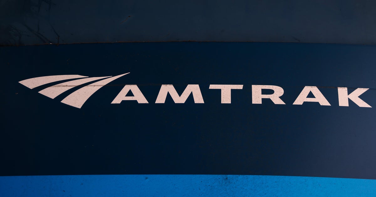 Amtrak passengers stuck for hours on stranded train near Battle Creek 