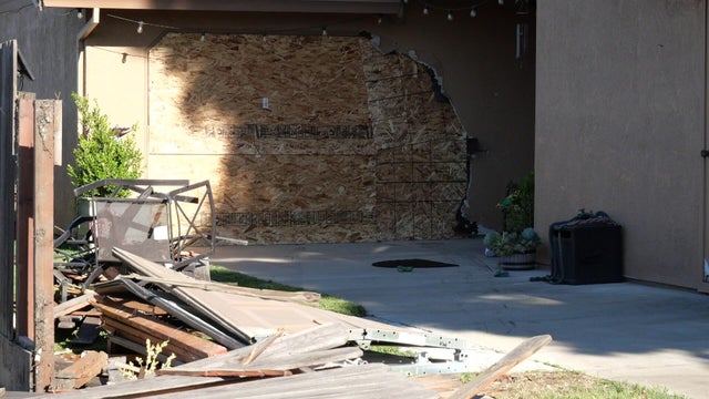 ta-modesto-car-crash-lnt-vo.jpg 