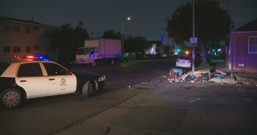 Bicyclist dead after hit-and-run in South Los Angeles 