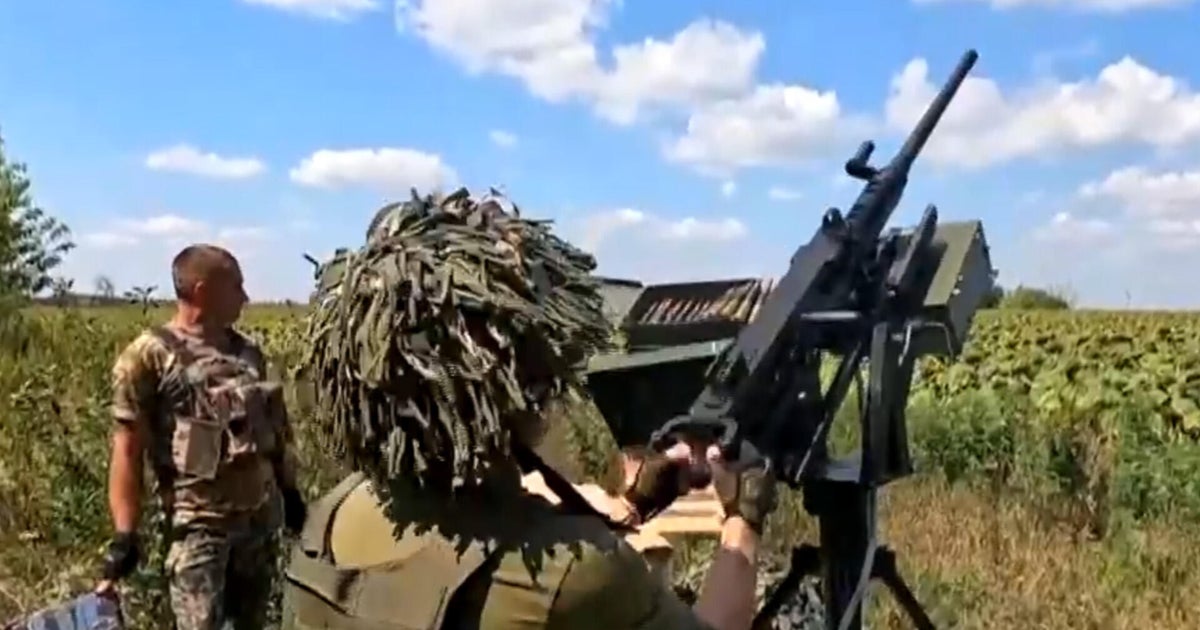 Growing number of Ukrainians support peace deal, oppose ceding territory to Russia