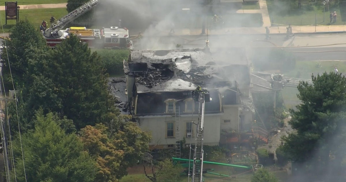 Fire breaks out in Collegeville, Pennsylvania 