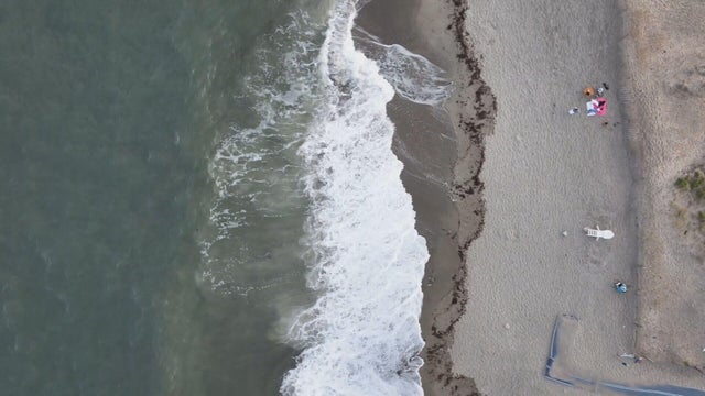 erin-surf-pkg-11p-transfer-frame-1308.jpg 