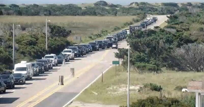 Hurricane Erin: Outer Banks Under Continued Threat Amid East Coast Beach Closures