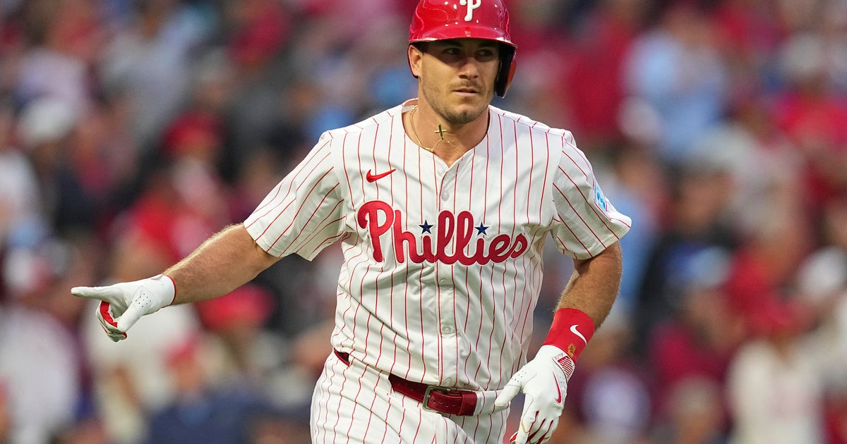 Realmuto, Schwarber homer as Phillies beat Mariners 6-4 for third straight win 