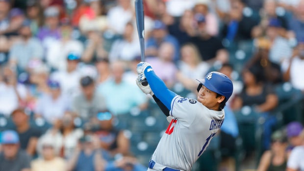 Rockies Defeat Dodgers 8-3, Ohtani Hit by Line Drive at Coors Field