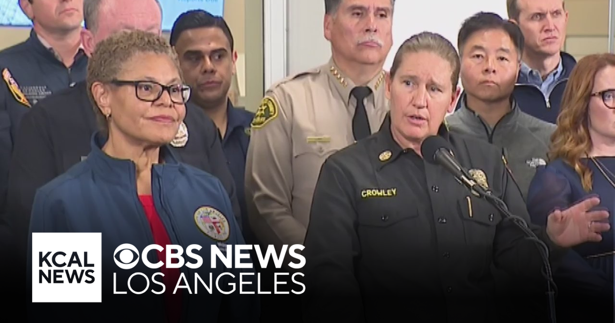 Former Los Angeles fire chief files legal claim against Mayor Bass ...