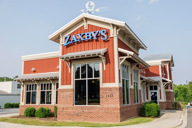 Gastonia, North Carolina, Zaxby's fast food chicken restaurant exterior 