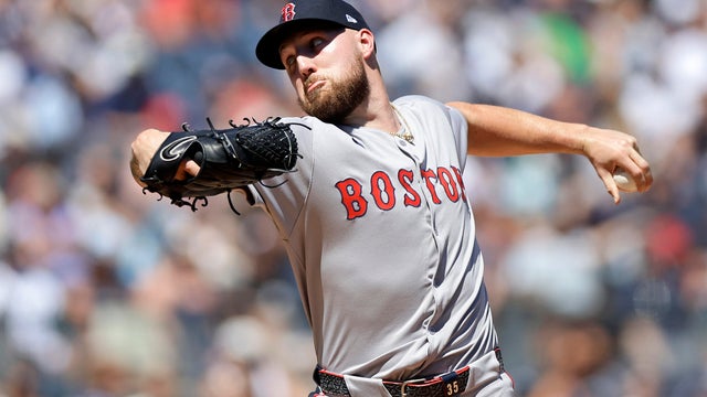 Garrett Crochet #35 of the Boston Red Sox pitches during the second inning against the New York Yankees at Yankee Stadium on August 23, 2025 in New York City.