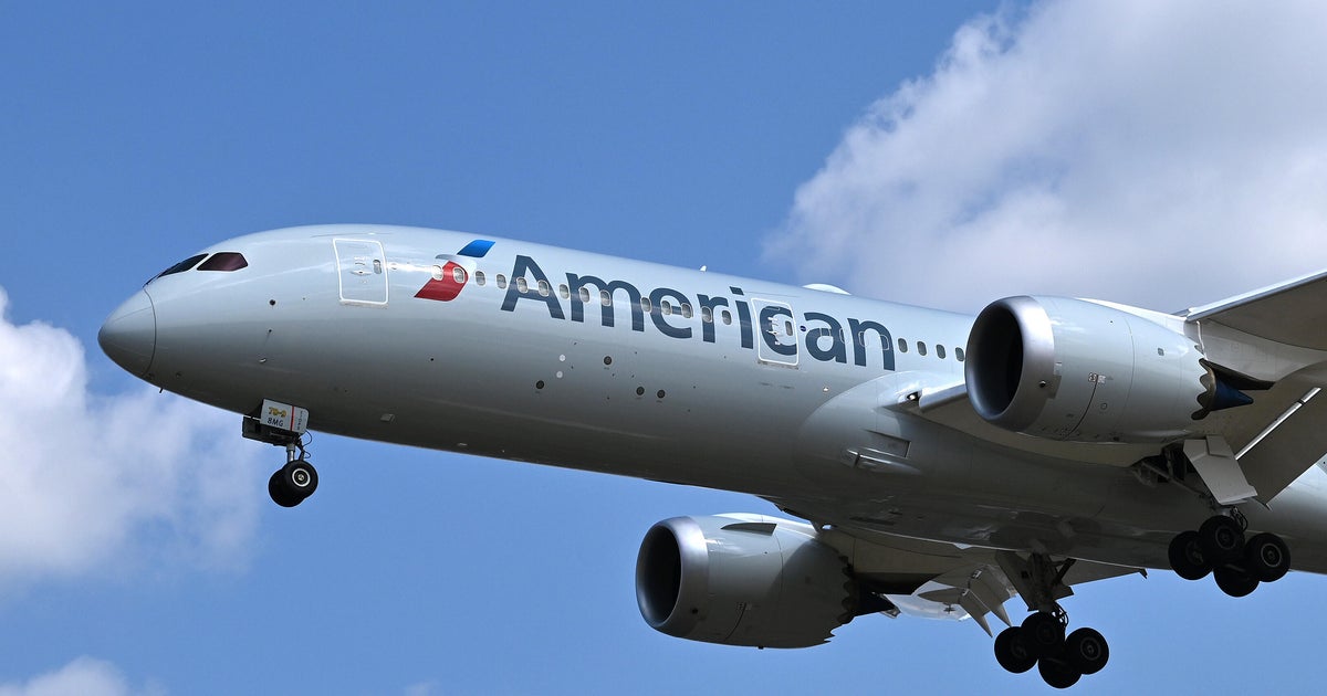American Airlines flight at PHL makes emergency landing at Washington, D.C. airport 