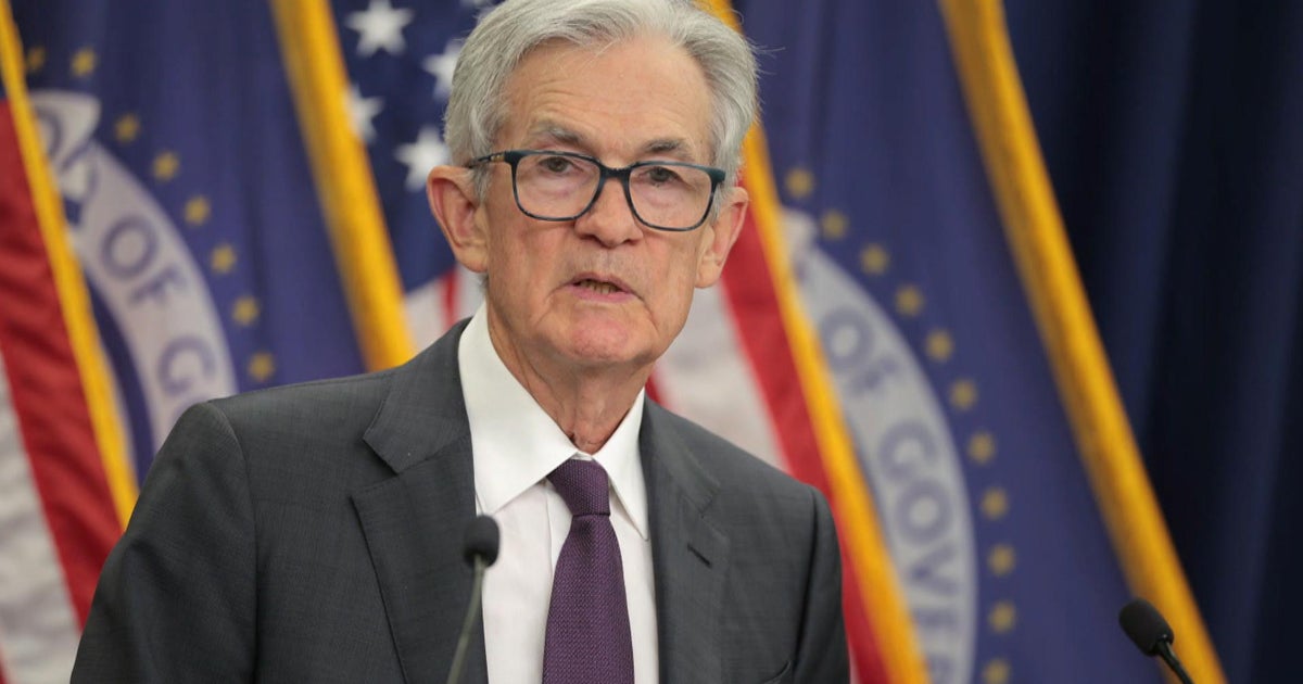 Fed Chair Powell teases lower interest rates