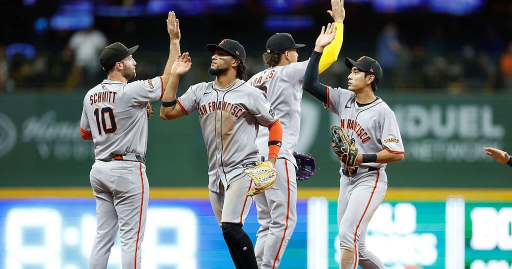 Webb helps Giants stop slide with 7-1 win over MLB-best Brewers 