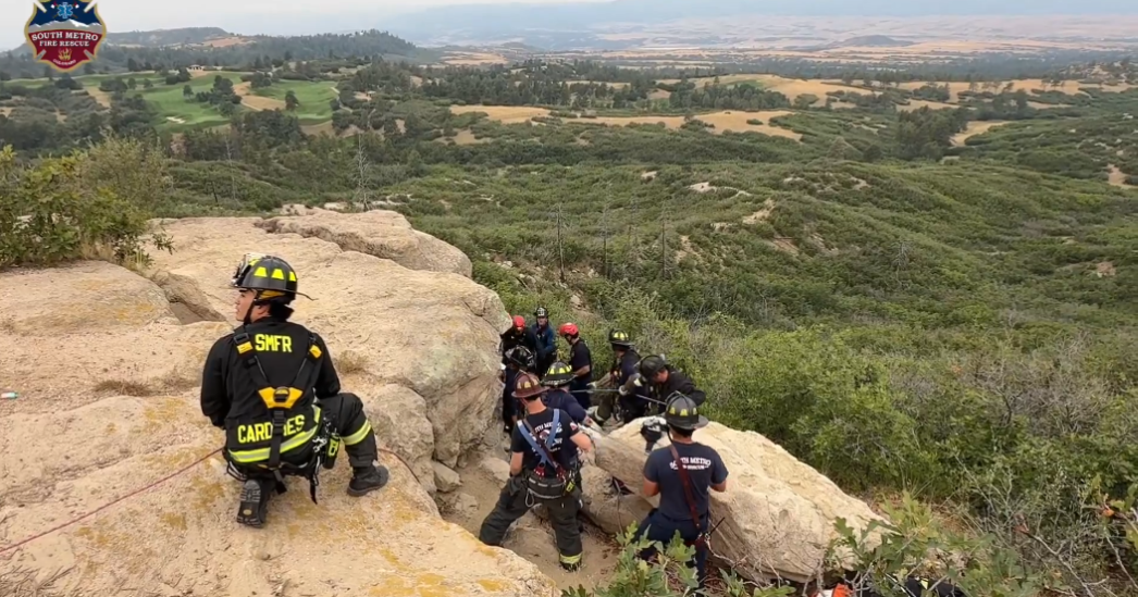 Injured hiker rescued in south Denver metro area after falling 20 feet